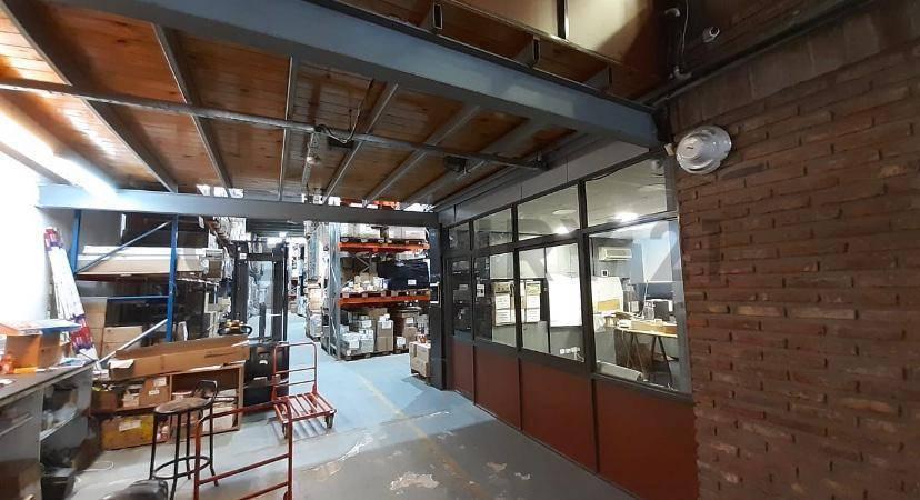 Foto de Venta Galpón con Local al frente, imagen 5
