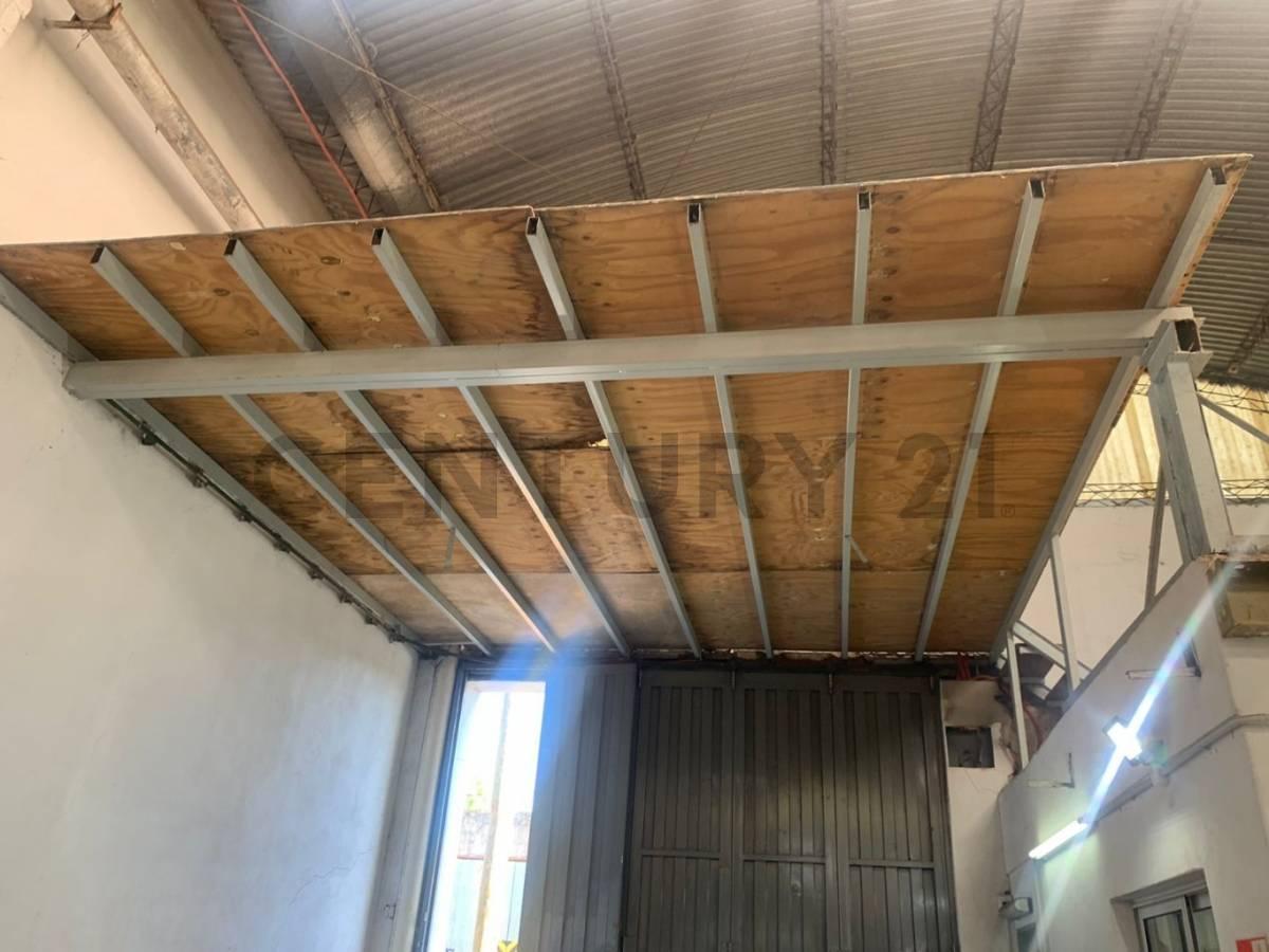 Foto de Galpón en VENTA - Zona Sur, a metros de Av. Ovidio Lagos., imagen 5