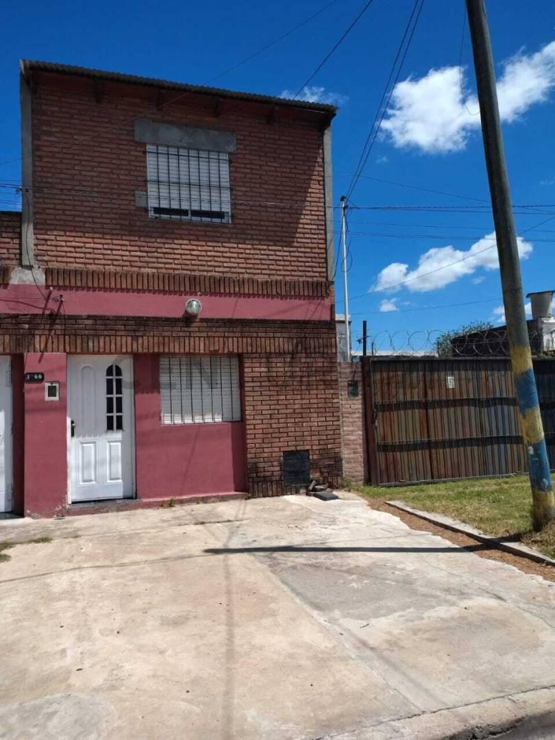 Foto de VENTA CASA MAS DEPARTAMENTO EN BARRIO BELGRANO, imagen 4