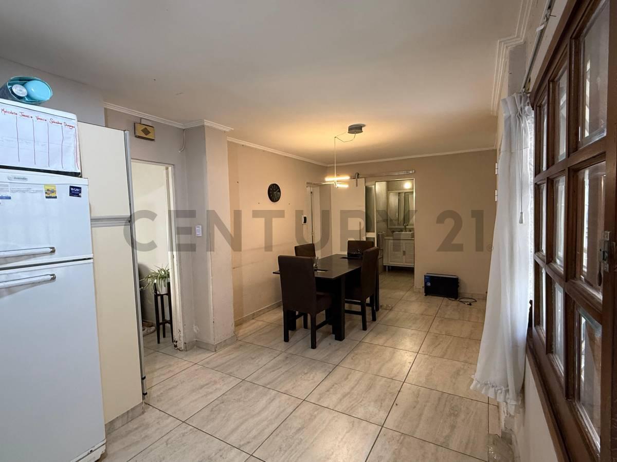 Foto de Venta de casa 2 dormitorios con patio y lavadero, imagen 2