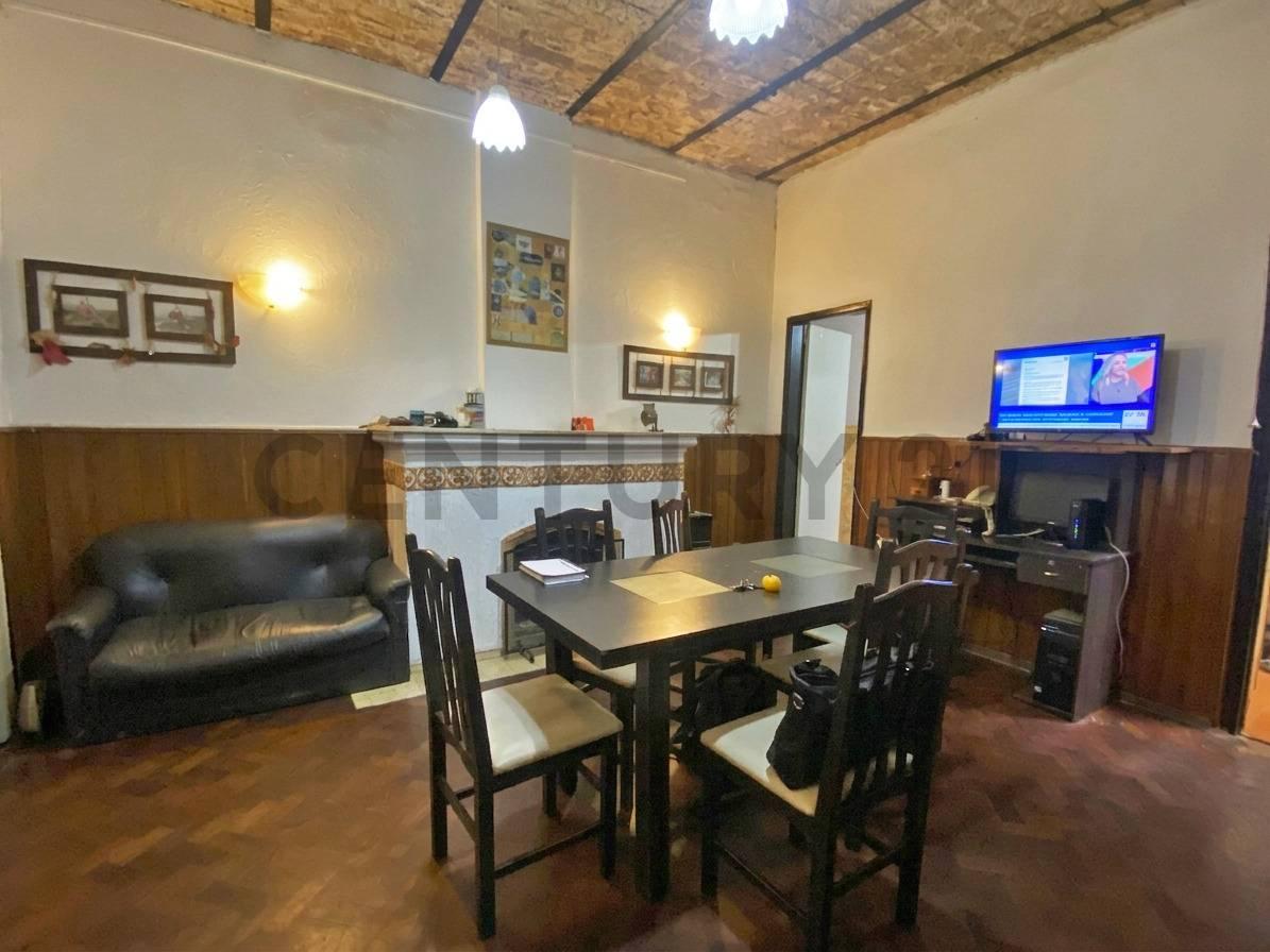 Foto de Venta casa de 3 dormitorios barrio Ludueña, imagen 1