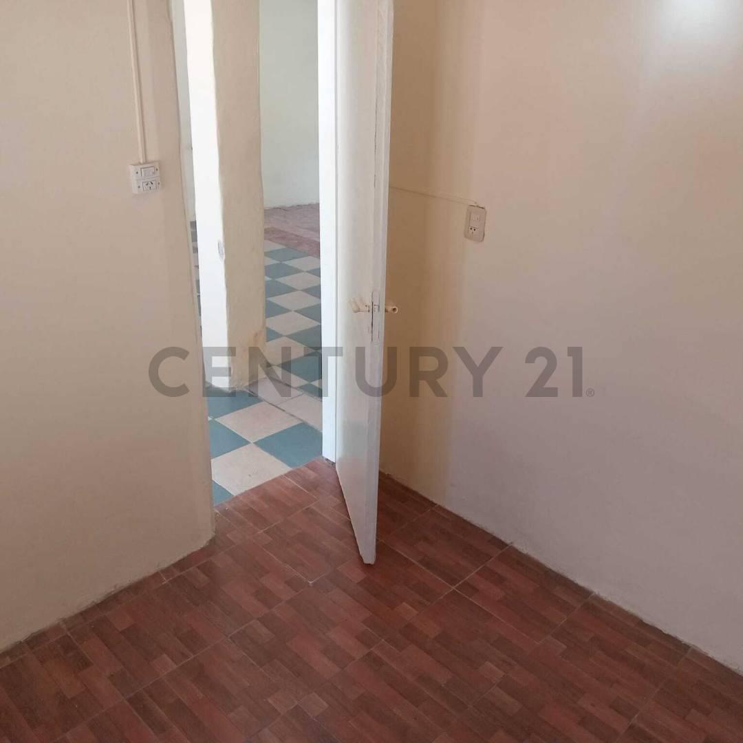 Foto de VENTA CASA 2 DORMITORIOS BARRIO BELGRANO SUR, imagen 2