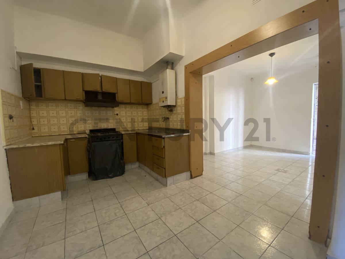 Foto de Casa en Venta 3 dormitorios - Echesortu, imagen 1