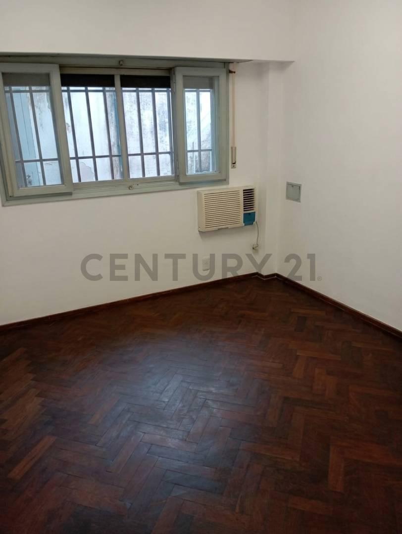 Foto de VENTA CASA 2 DORMITORIOS BARRIO BELLA VISTA, imagen 4