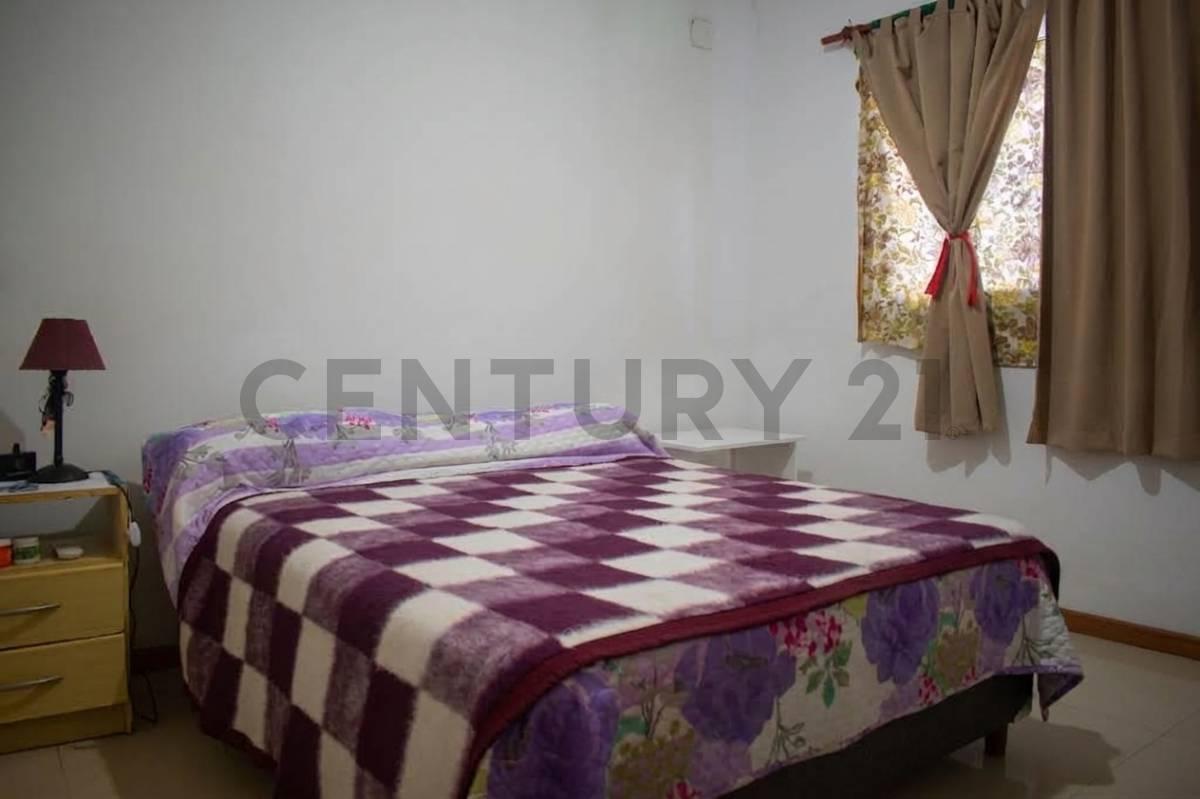 Foto de VENTA CASA 2 DORMITORIOS EN TIERRA DE SUEÑOS III ROLDAN, imagen 4