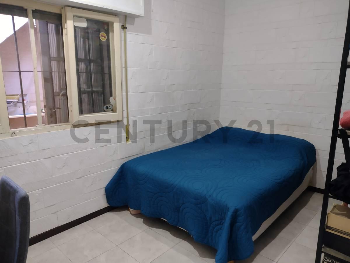 Foto de Venta casa de pasillo en Alberdi, imagen 5