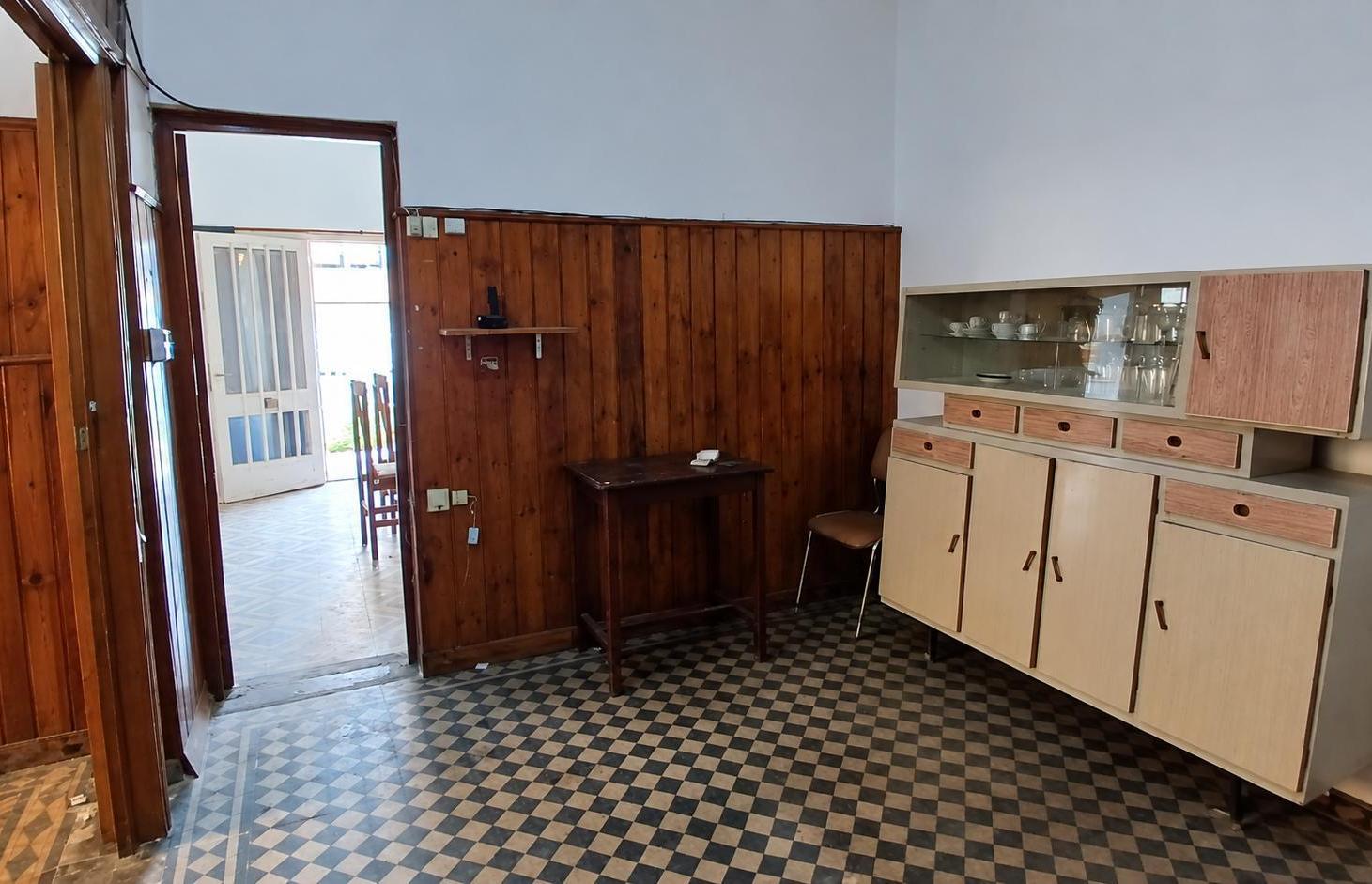 Foto de Venta Casa al frente - Barrio Azcuenaga, imagen 4