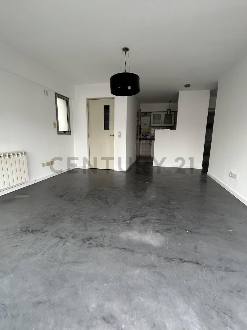 Foto de Venta departamento piso exclusivo de 2 dormitorios - Balcón terraza, imagen 2