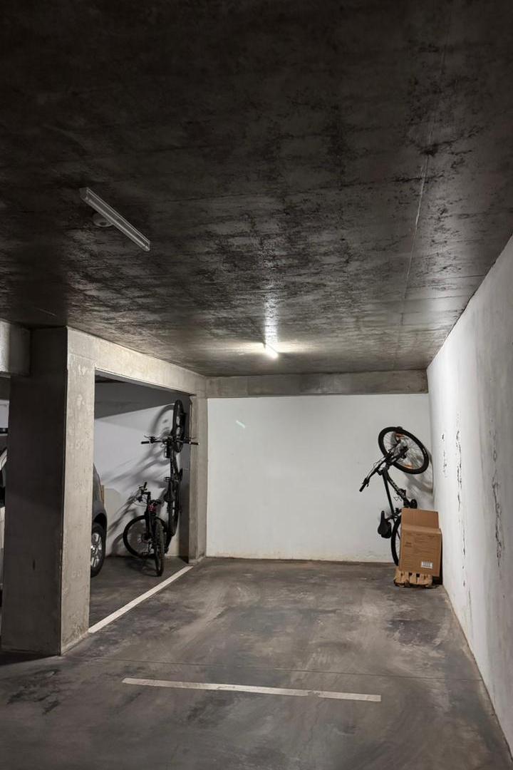 Foto de Cochera en venta en Lisandro de la Torre, imagen 5
