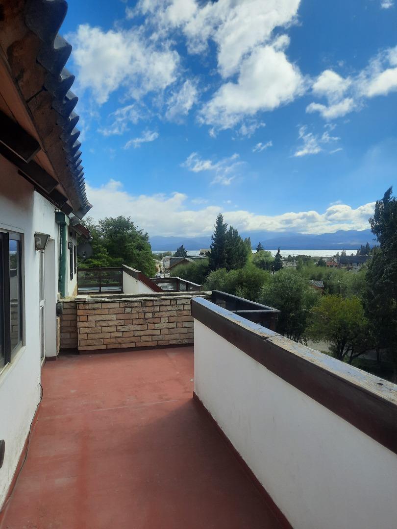 Departamento de Tres Dorm. en Venta 4