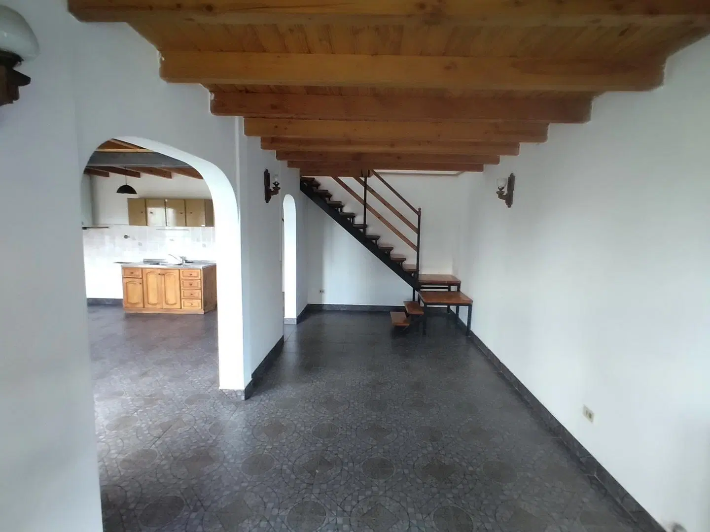 Casa Galpón en alquiler 3 ambientes San Carlos de Bariloche 4