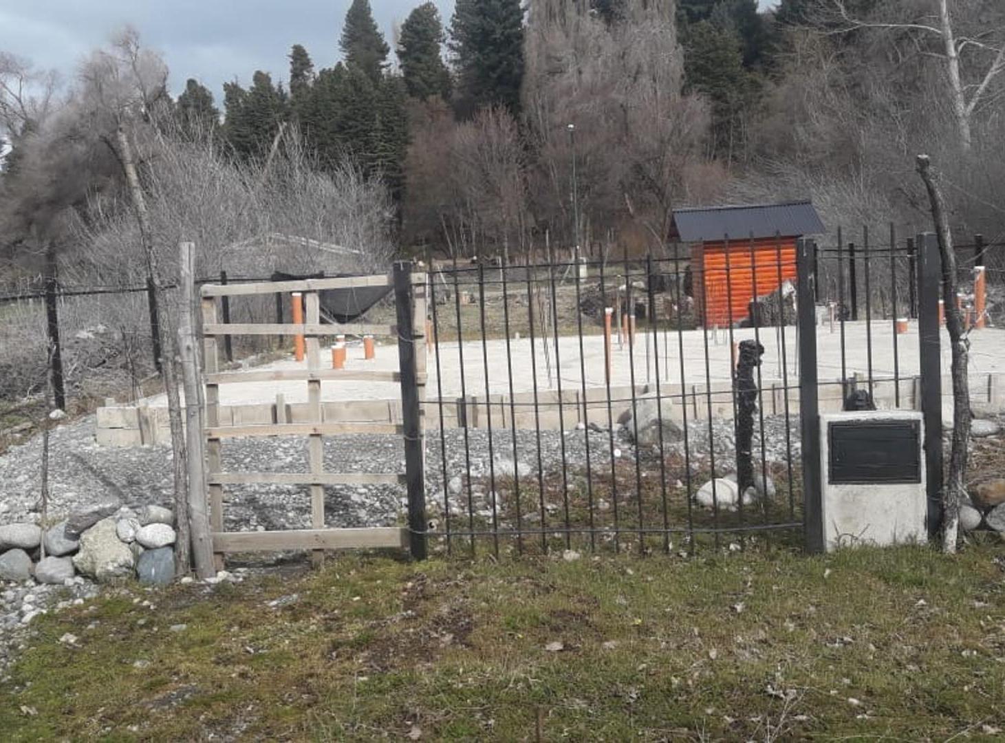 Foto de Terreno en venta Bariloche con platea construida, imagen 1