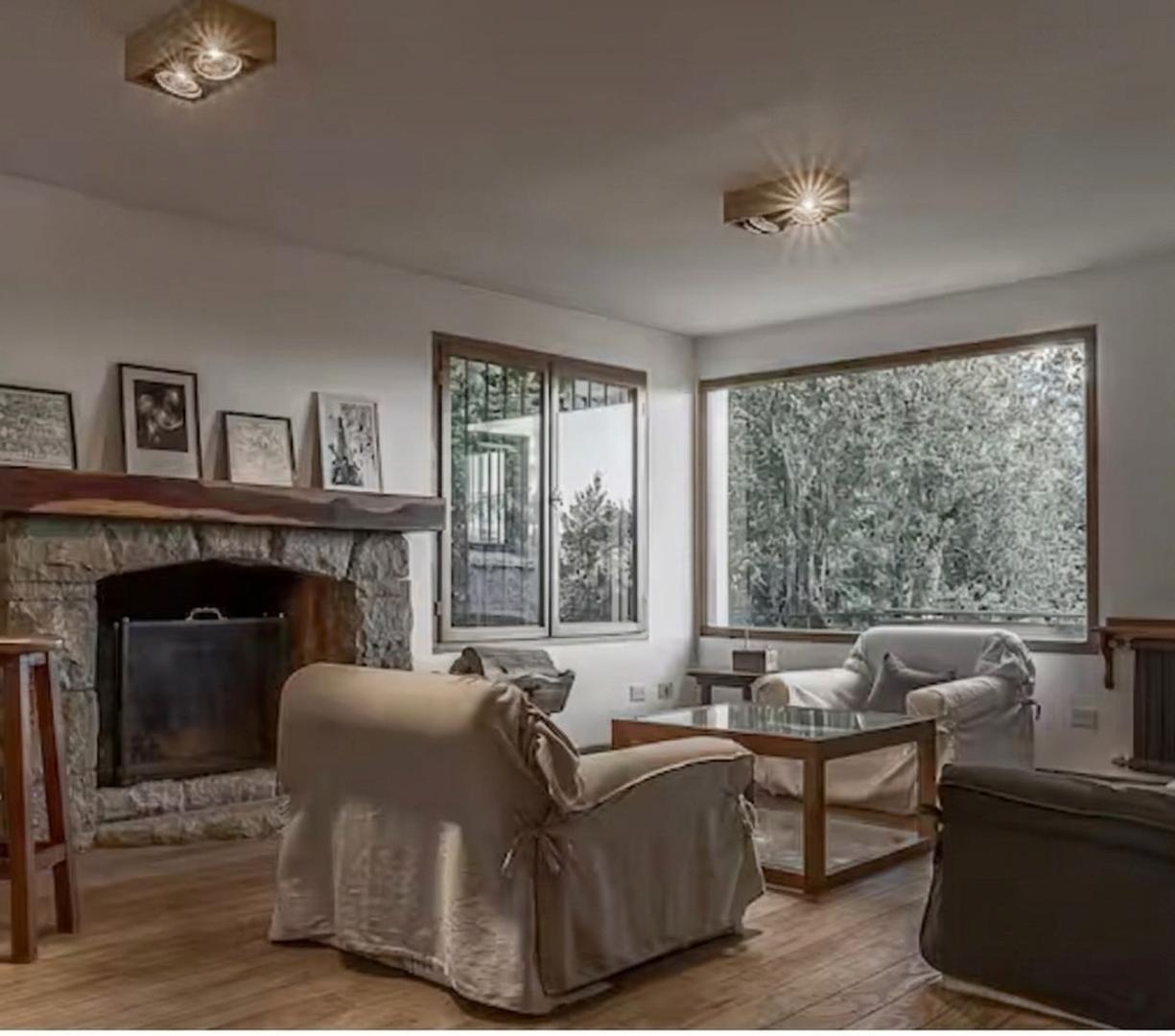 Foto de Casa en venta 4 ambientes Bariloche con amplio jardín, imagen 5