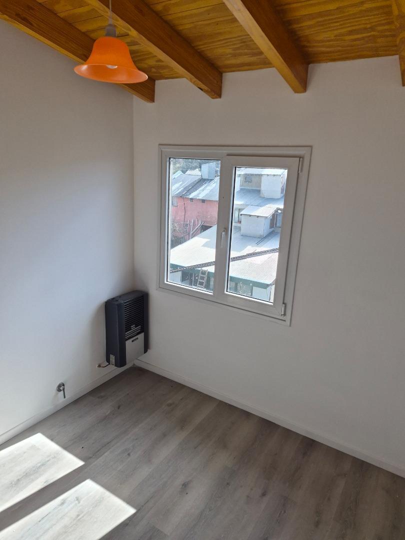 Foto de DEPARTAMENTO 3 ambientes EN ALQUILER BARILOCHE A ESTRENAR, imagen 3