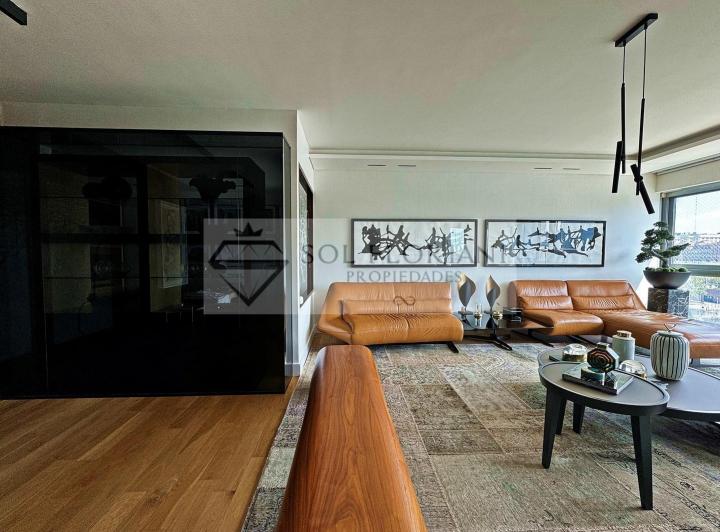 • VENTA/ALQUILER: ESPECTACULAR DEPARTAMENTO DE CUATRO DORMITORIOS CON ESCRITORIO Y DEPENDENCIA EN MA 3