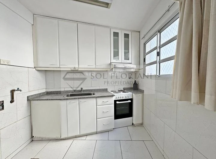 • VENTA: MONOAMBIENTE CON BALCÓN EN RECOLETA 3