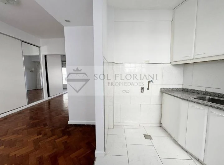 • VENTA: MONOAMBIENTE CON BALCÓN EN RECOLETA 2