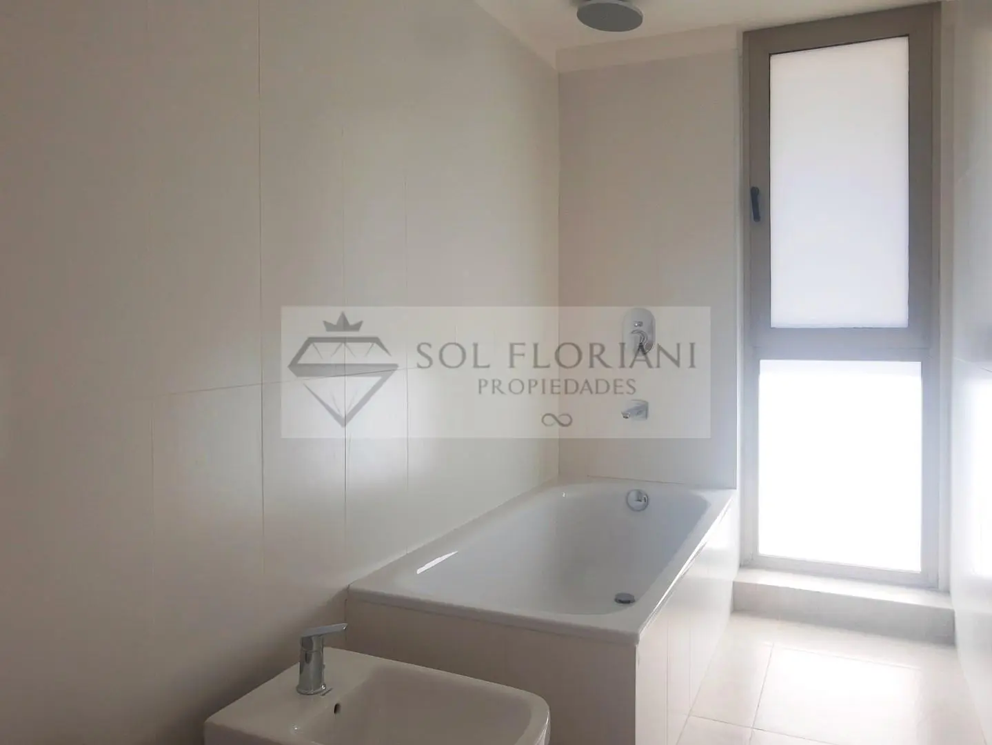 • VENTA: LOFT CON TERRAZA PROPIA Y COCHERA EN PALACIO PAZ 5