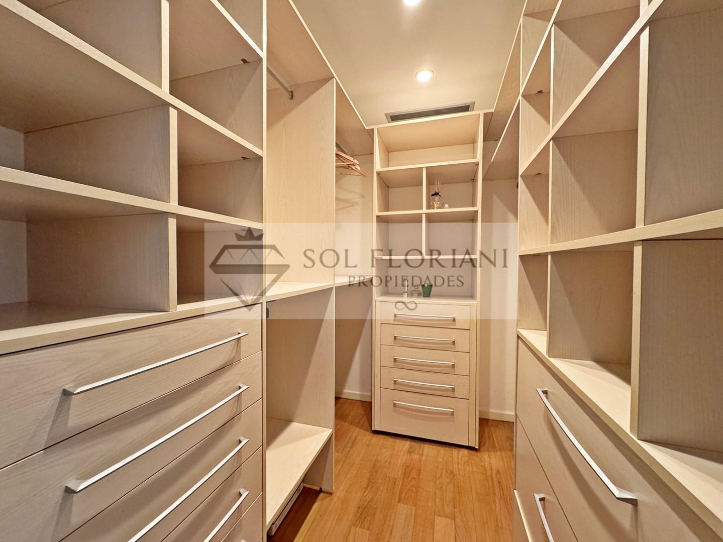 Foto de • ALQUILER FORUM PUERTO MADERO: DOS DORMITORIOS CON VISTA AL DIQUE EN, imagen 4