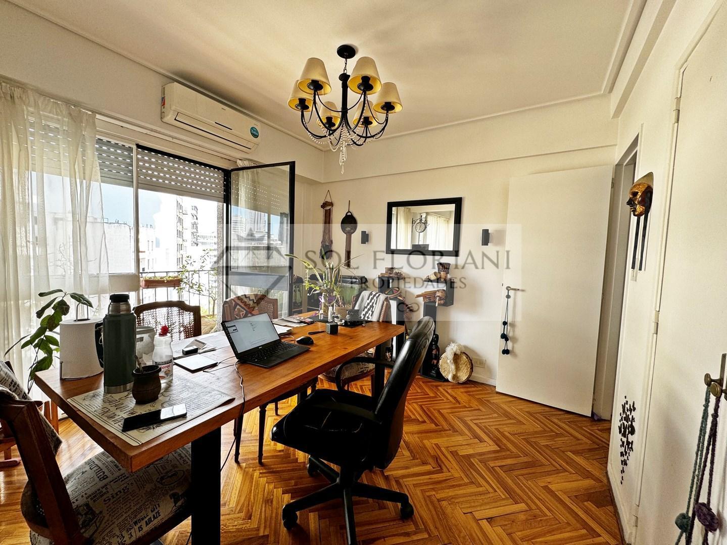 Foto de • VENTA: TRES AMBIENTES (CON POSIBILIDAD DE CUATRO) EN PISO ALTO EN, imagen 2