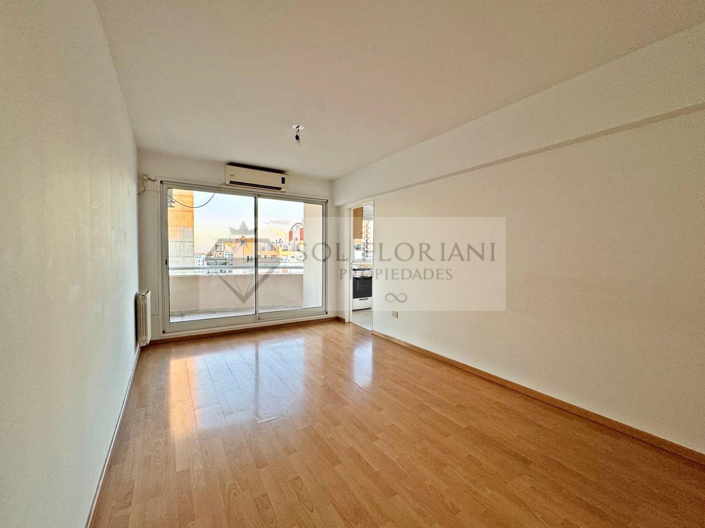 Foto de • BARRACAS: TRES AMBIENTES EN TORRE, CON COCHERA, imagen 4