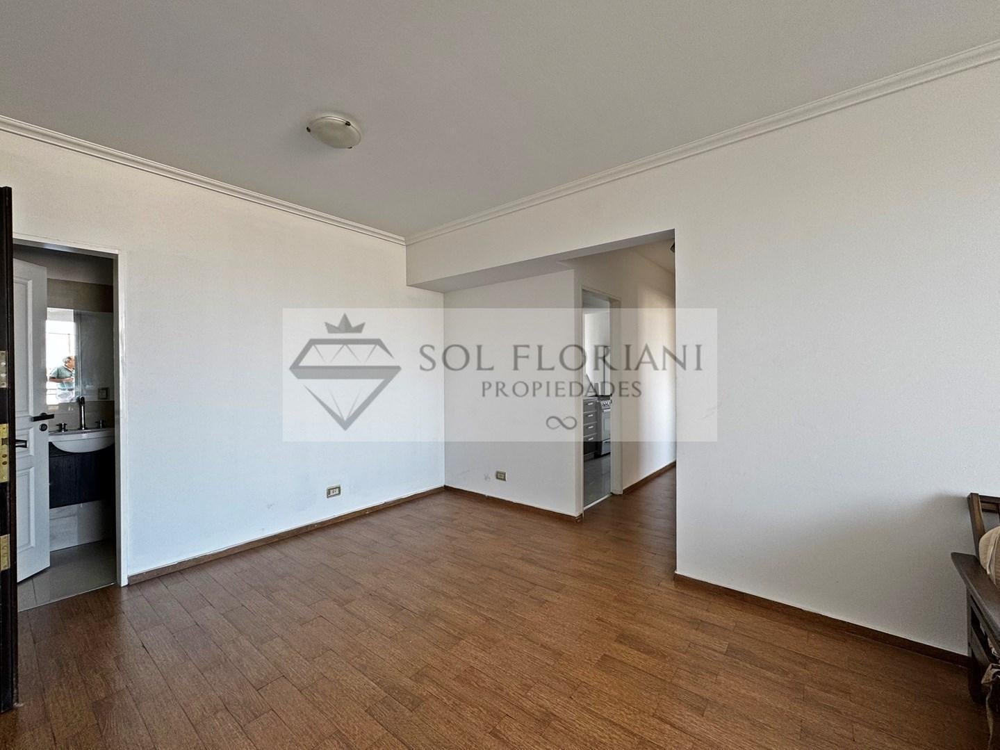 Foto de • Venta: Tres ambientes con balcón en San Cristóbal -Apto Crédito-, imagen 2