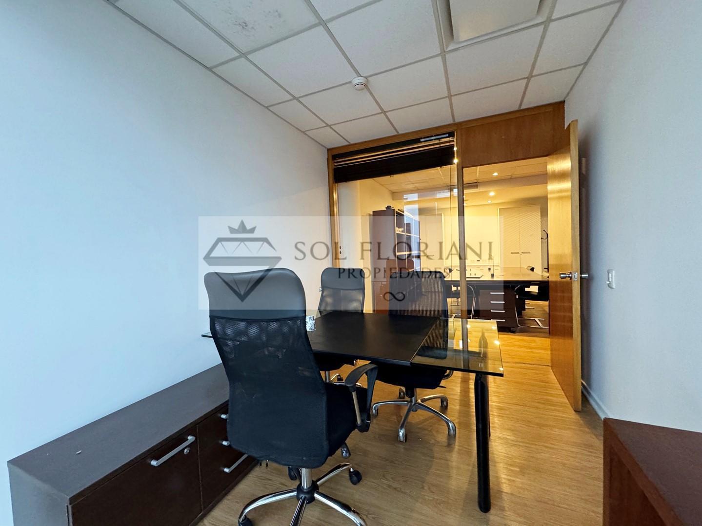 Foto de • ALQUILER OFICINA EN MADERO CENTER - 144 M2 CON 2 COCHERAS, imagen 3