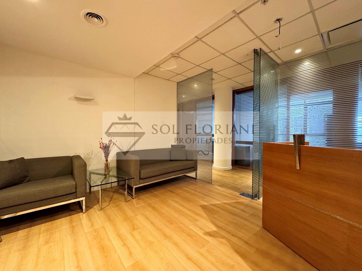 Foto de • ALQUILER OFICINA EN MADERO CENTER - 144 M2 CON 2 COCHERAS, imagen 1