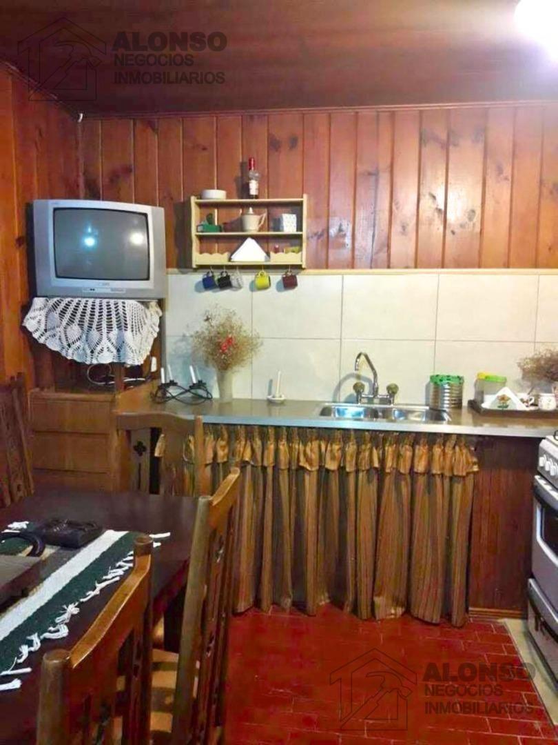 Foto de IMPECABLE QUINTA con PILETA y FONDO LIBRE en LA PLATA, imagen 1