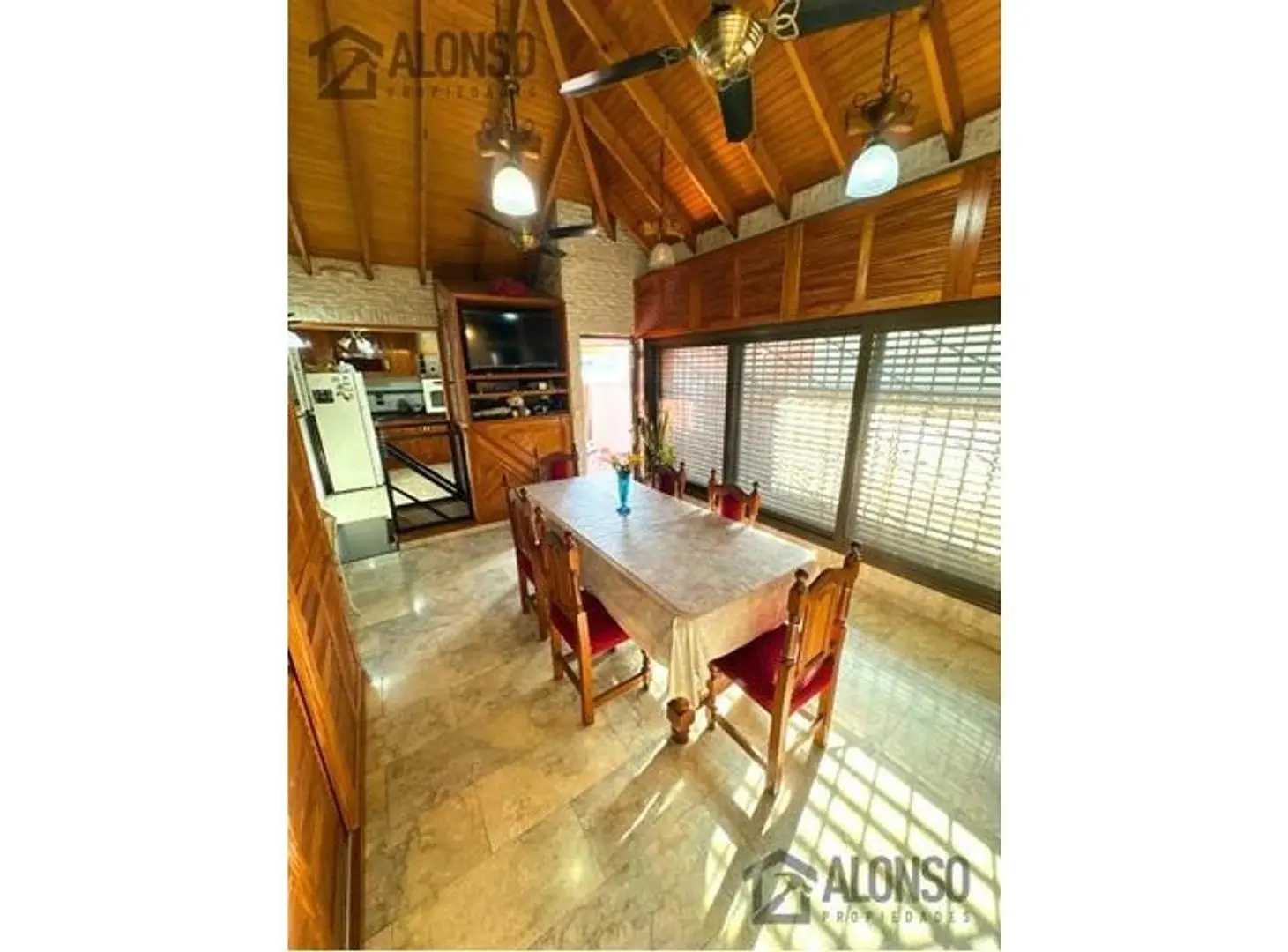 VENTA CASA 4 AMBIENTES EN LANUS ESTE 2