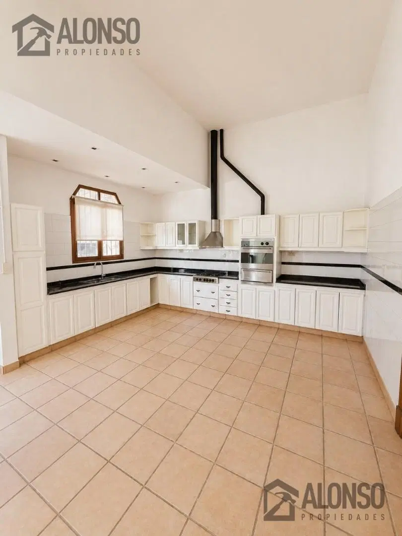 ALQUILER - VIVIENDA O DESARROLLO COMERCIAL - LANÚS CENTRO 8