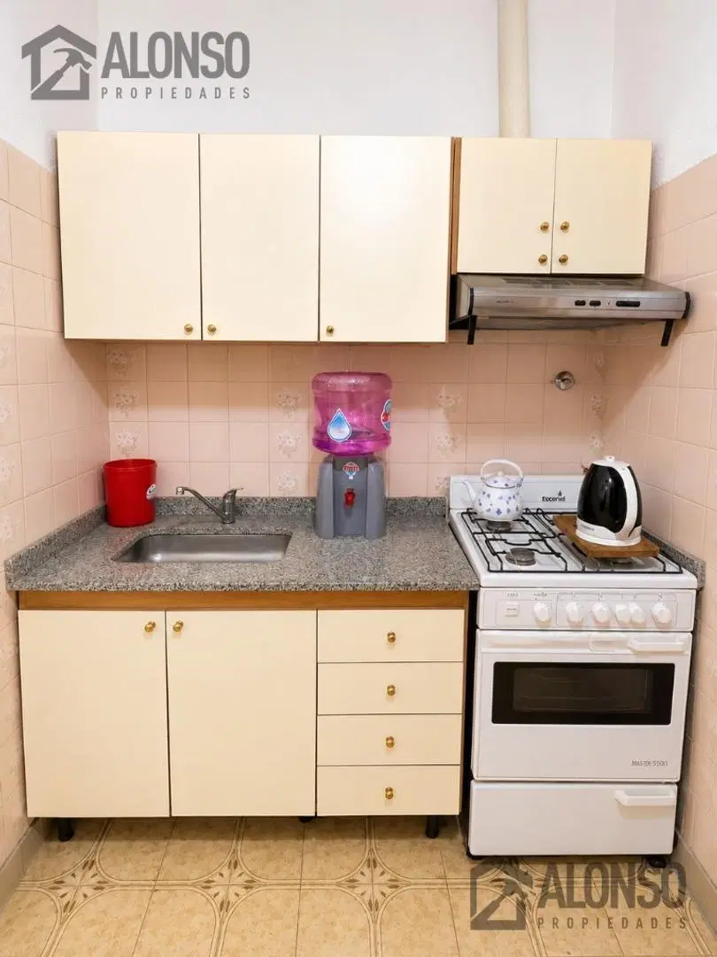 VENTA -CASA DE 4 AMBIENTES CON PATIO Y TERRAZA - LANUS OESTE 5