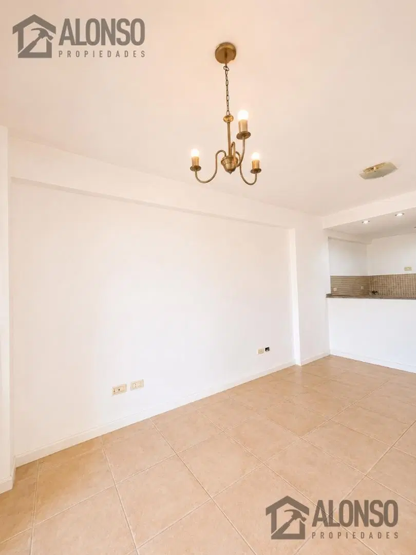 ALQUILER DEPARTAMENTO 2 AMB CON 2 BALCONES EN LANUS OESTE 1