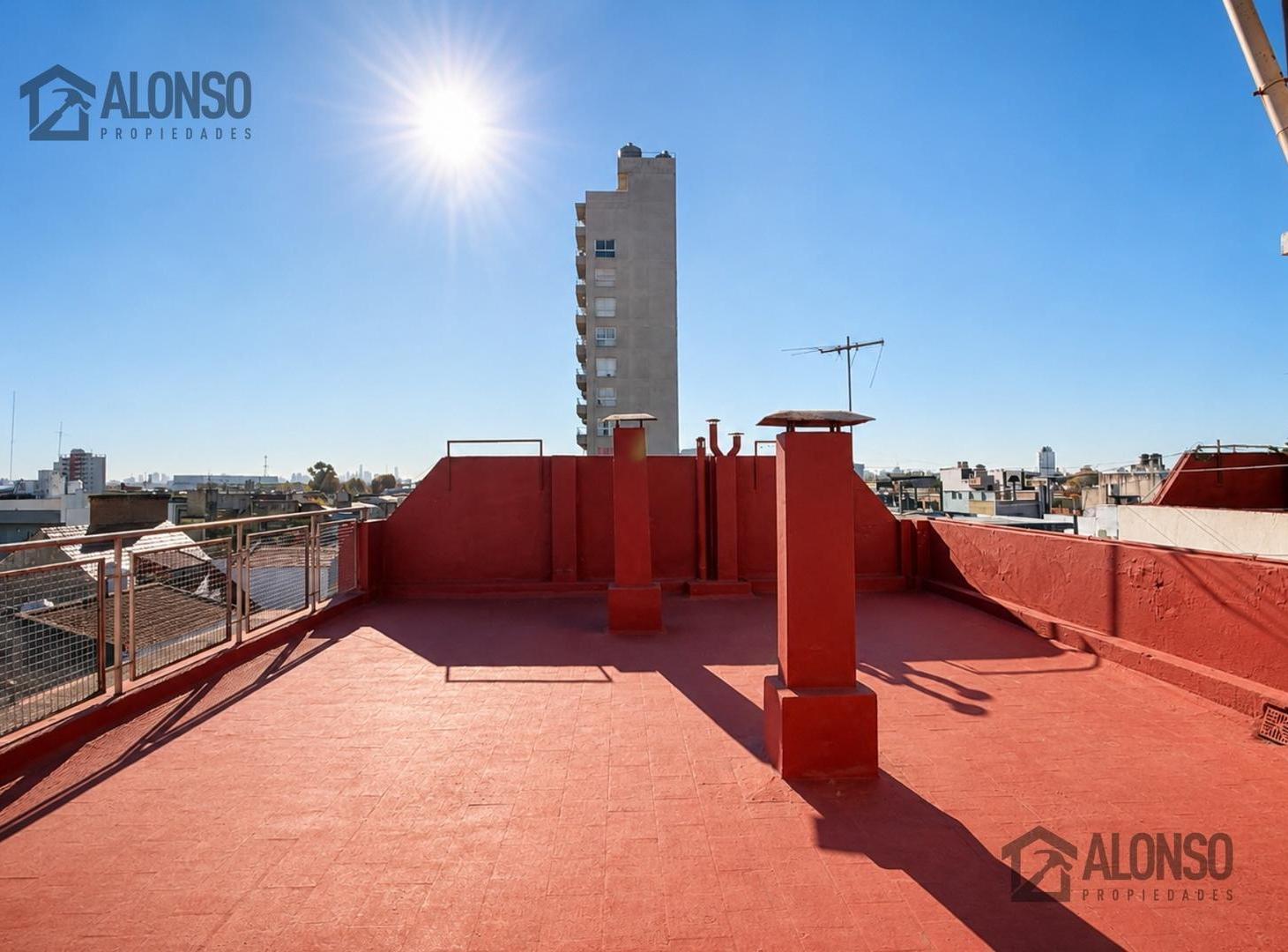 Venta - Departamento 2 Ambientes con Balcón - V. Alsina