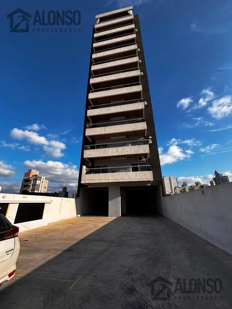 Venta - Cochera Descubierta en Lanús Este 5