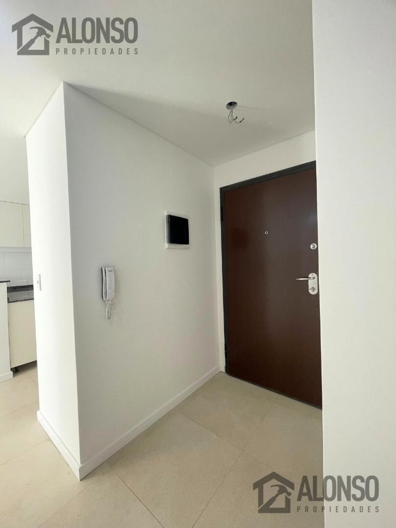 Foto de Alquiler - Departamento de 3 Ambientes con Cochera - Almagro, imagen 1
