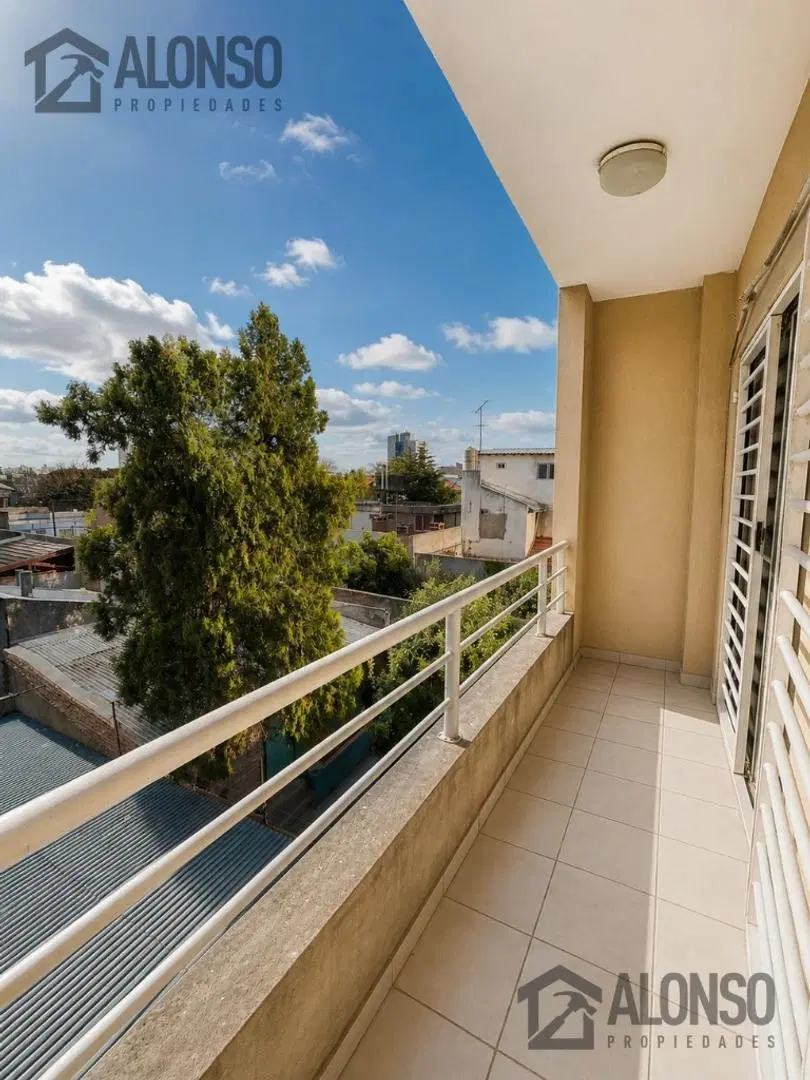Venta - Departamento 2 Ambientes con Balcón - Lanús Oeste 2
