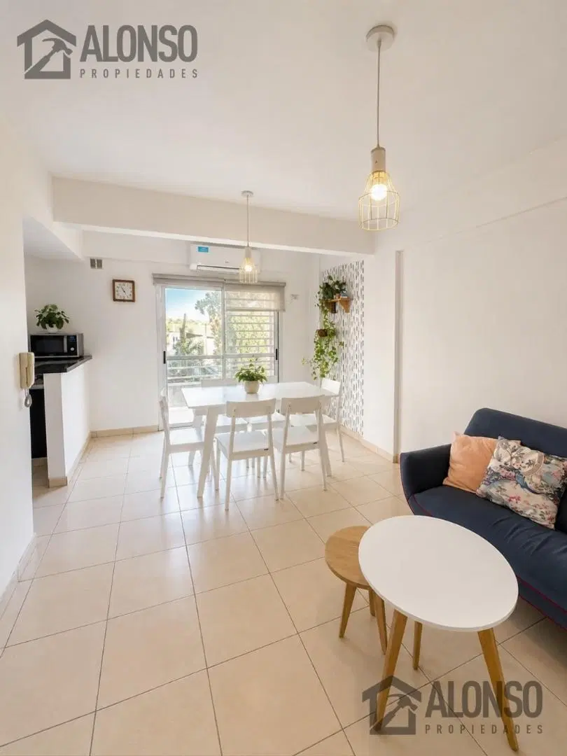 Venta - Departamento 2 Ambientes con Balcón - Lanús Oeste 8