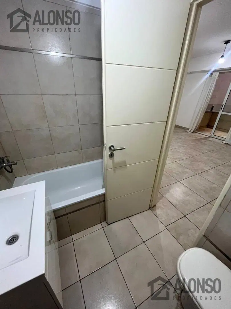 Alquiler - Monoambiente - Apto Profesional o Vivienda 5