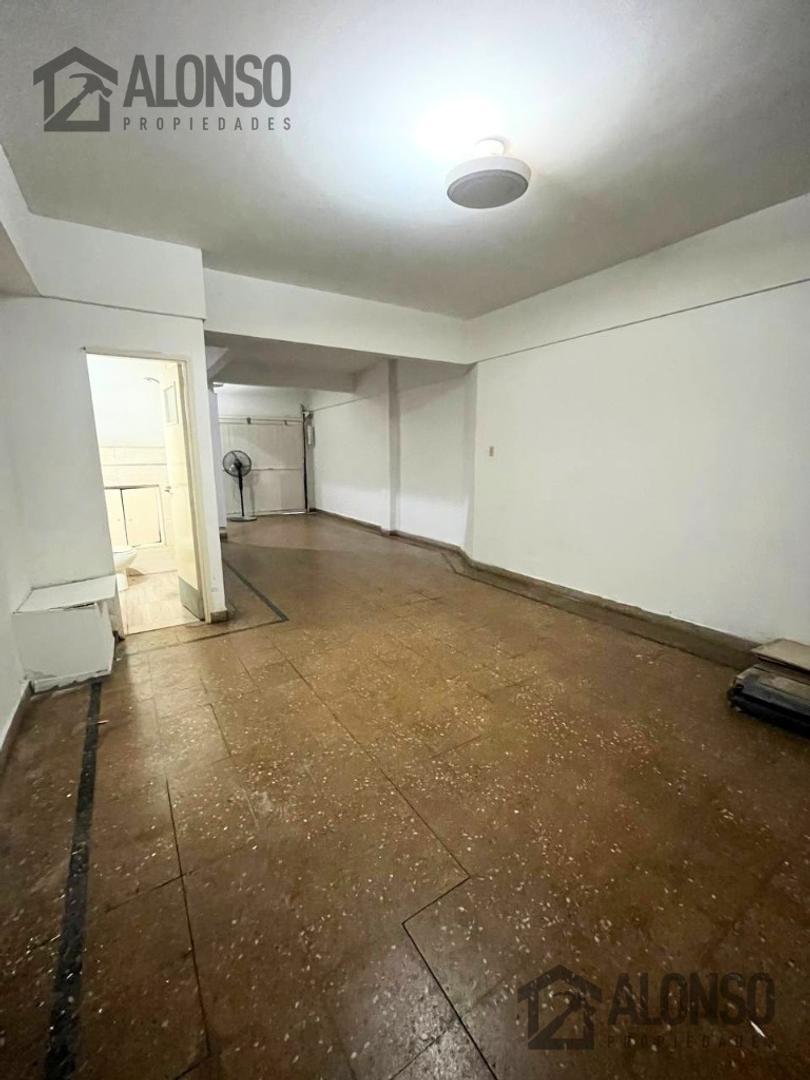 Foto de Venta - Ph 5 Ambientes con Quincho y Garage 2 Autos - Lanús, imagen 4