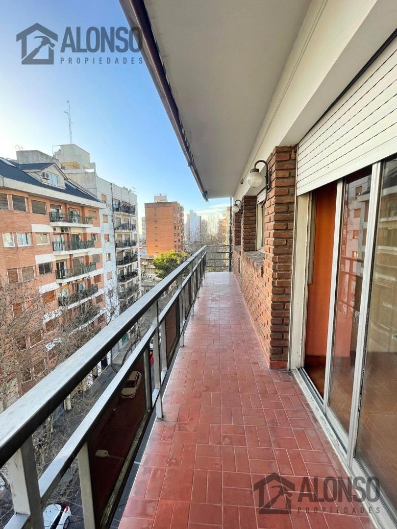 Foto de ALQUILER - DEPTO. 4 AMBIENTES CON BALCÓN - LANUS OESTE, imagen 2