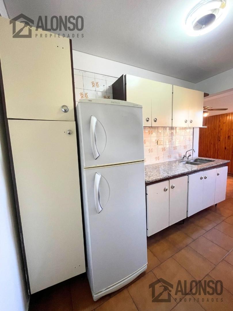 Foto de ALQUILER - DEPTO. 4 AMBIENTES CON BALCÓN - LANUS OESTE, imagen 5