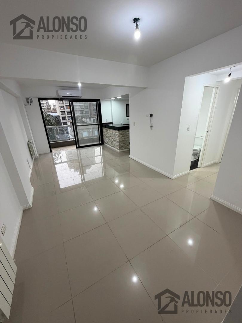 Foto de DEPARTAMENTO 2 AMBIENTES EN ALQUILER – LANUSITA, imagen 2