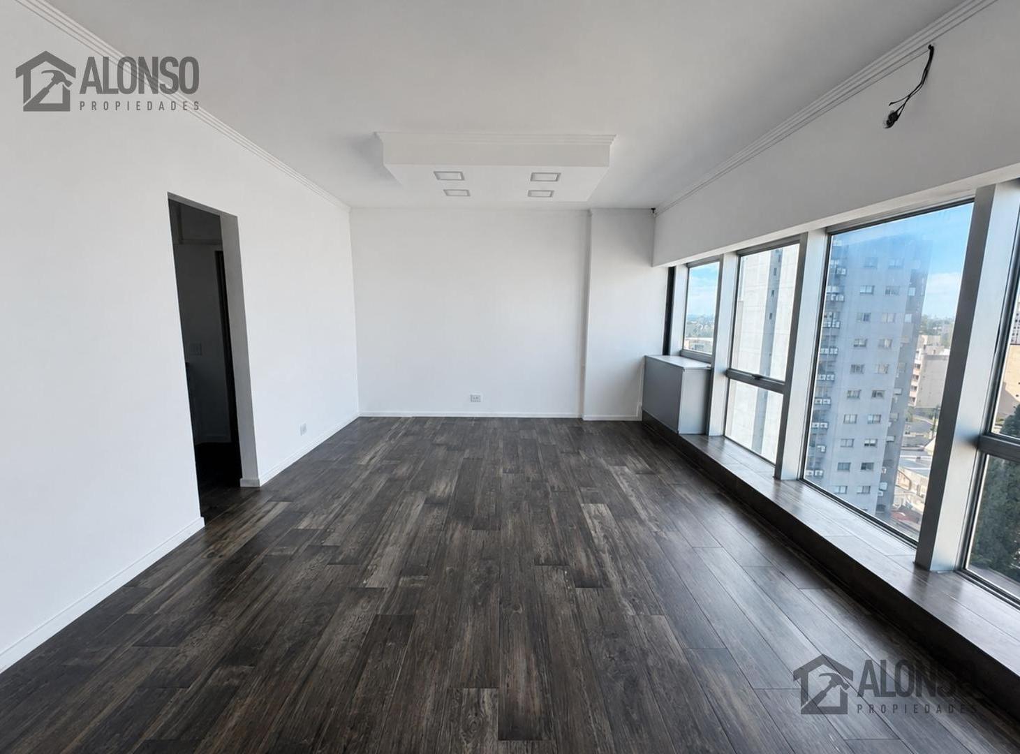 Foto de Oficina moderna en alquiler – Banfield, imagen 3