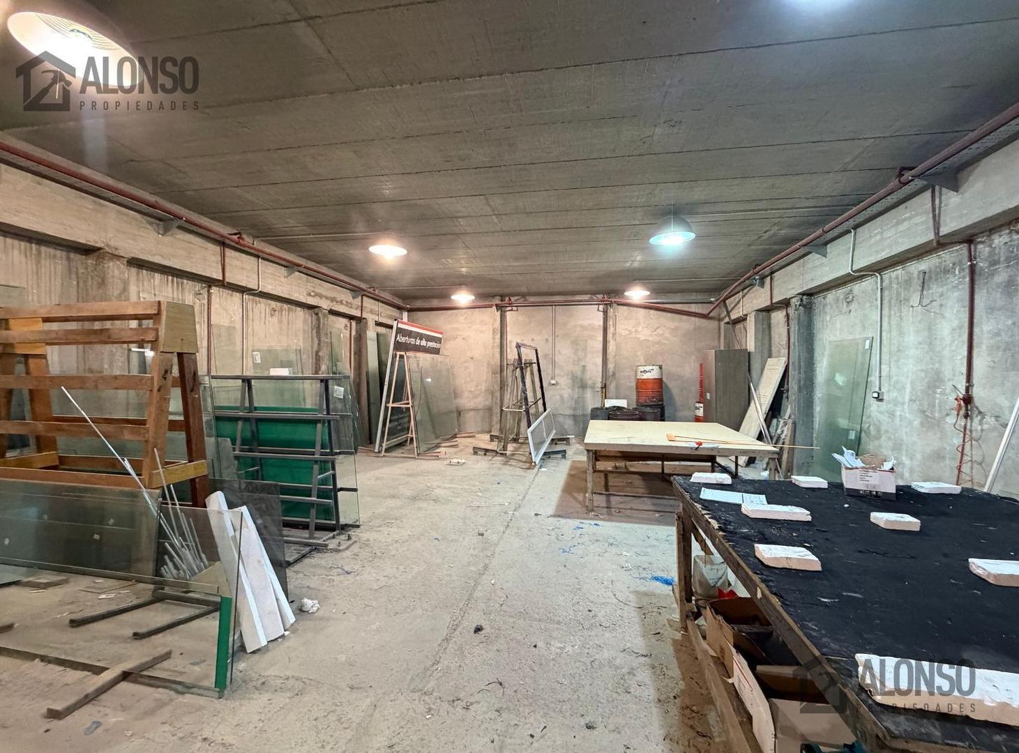 Foto de GALPÓN EN ALQUILER – LANÚS ESTE | 670 M² APROVECHABLES, imagen 5