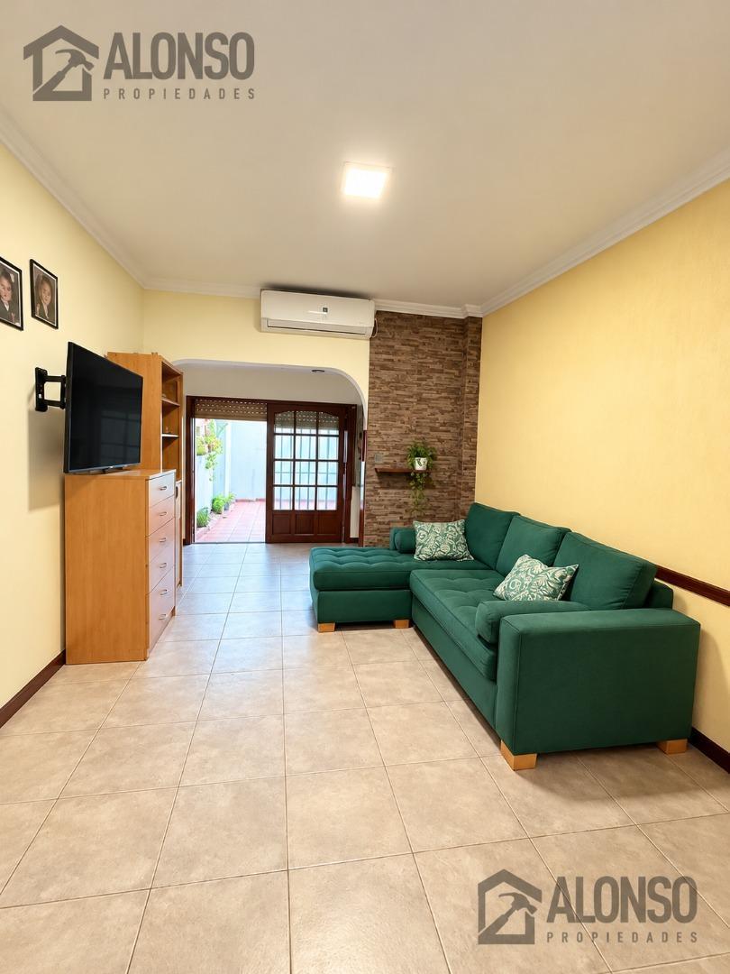 Foto de VENTA - PH 4 AMBIENTES CON PATIO - LANÚS OESTE, imagen 4