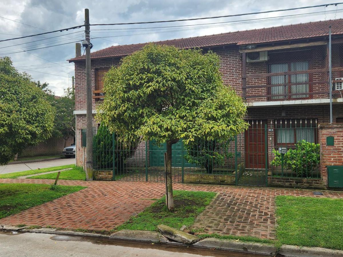 Amplia casa en venta en General Belgrano
