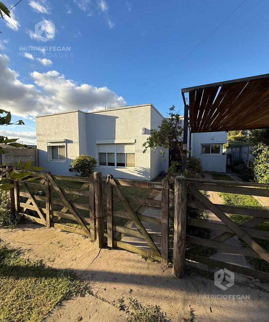 Foto de Casa con pocos años de construcción en venta, imagen 1