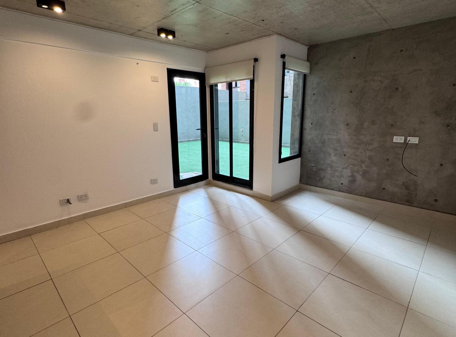 Foto de DPTO 2 DORMITORIOS, CON PATIO, EDIFICIO CON AMENITIES, imagen 3