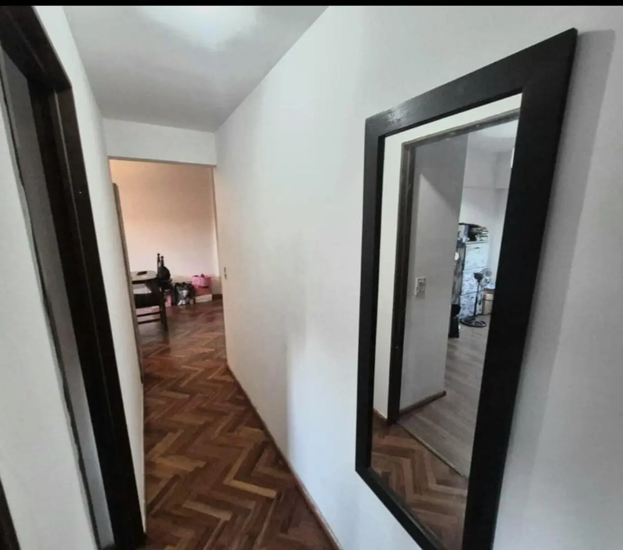 VENTA CON RENTA DEPTO 3 AMBIENTES. BALCON TERRAZA AL FRENTE. 4